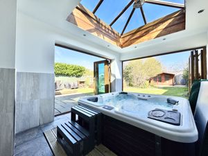 Photo 28- click for photo gallery